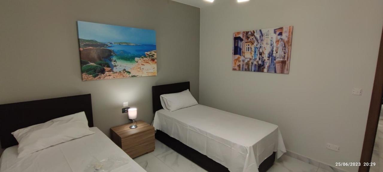 Skyline Court Holiday Apartments Hal Ghaxiak Eksteriør billede